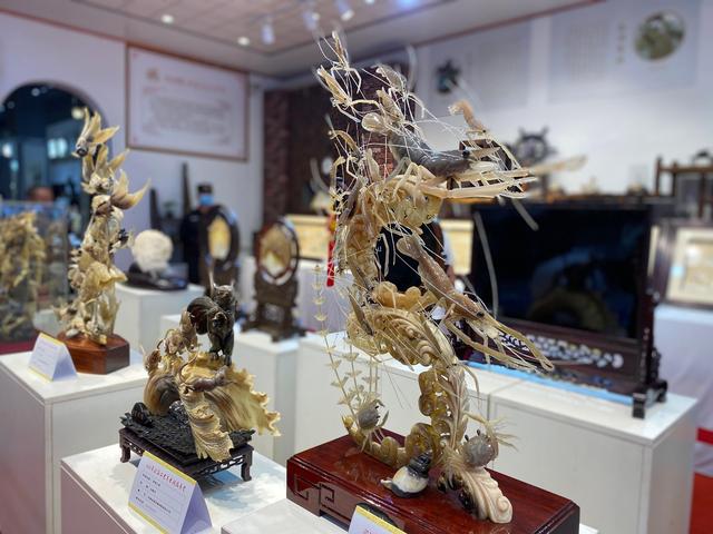 廣西工藝美術(shù)大師北海精品館揭牌,市民可&ldquo;零距離&rdquo;接觸這些&ldquo;寶貝&rdquo;