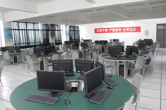 數字化浪潮中的橋梁 軟件技術與工程實訓中心的核心理念與開發實戰